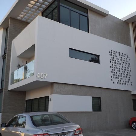 Renta Vacacional A 2 Cuadras De La Playa O Malecon De Mazatlan Apartamento Exterior foto